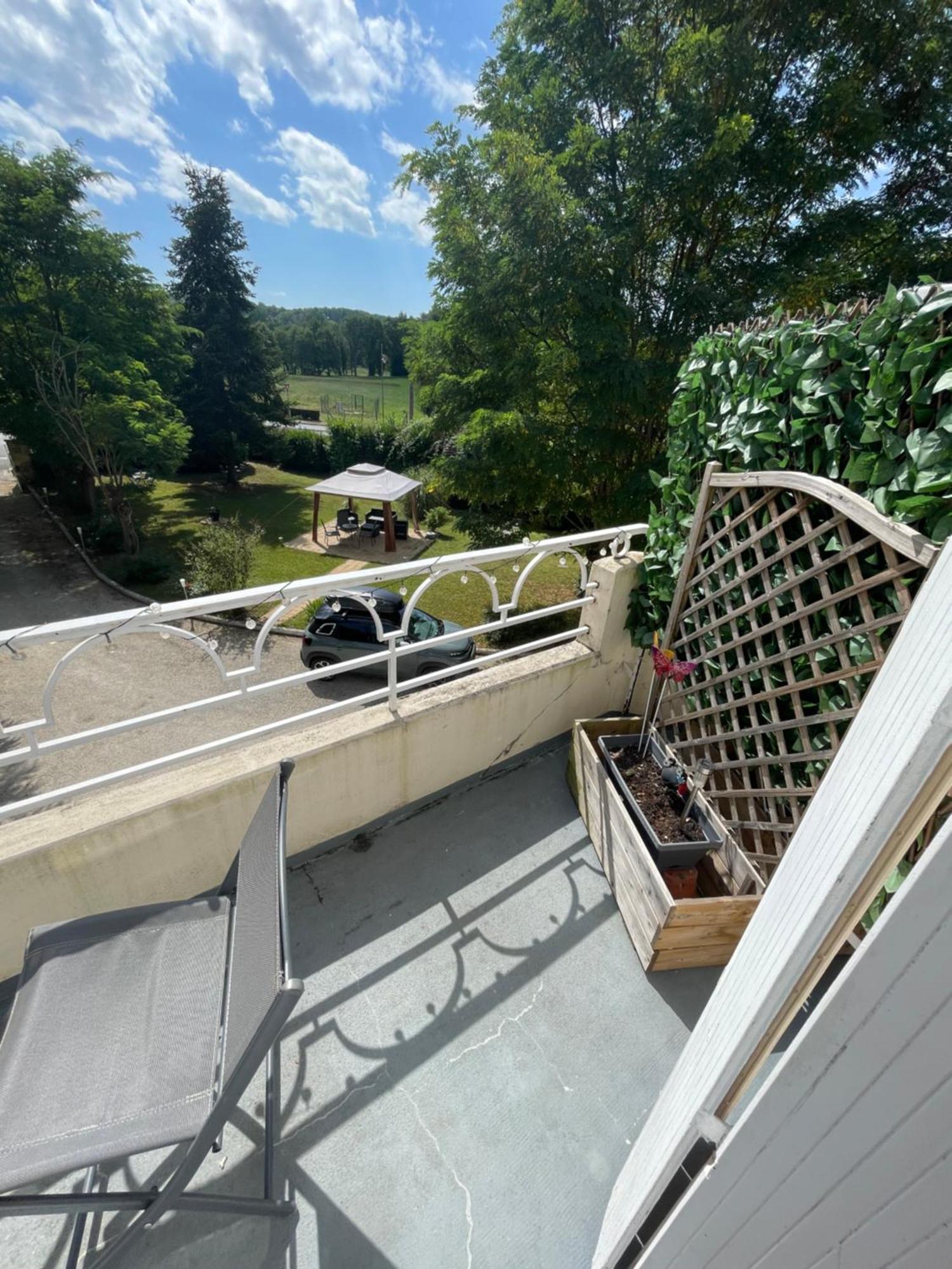 Vue Du Chateau D'Excideuil En Chambres Екстериор снимка