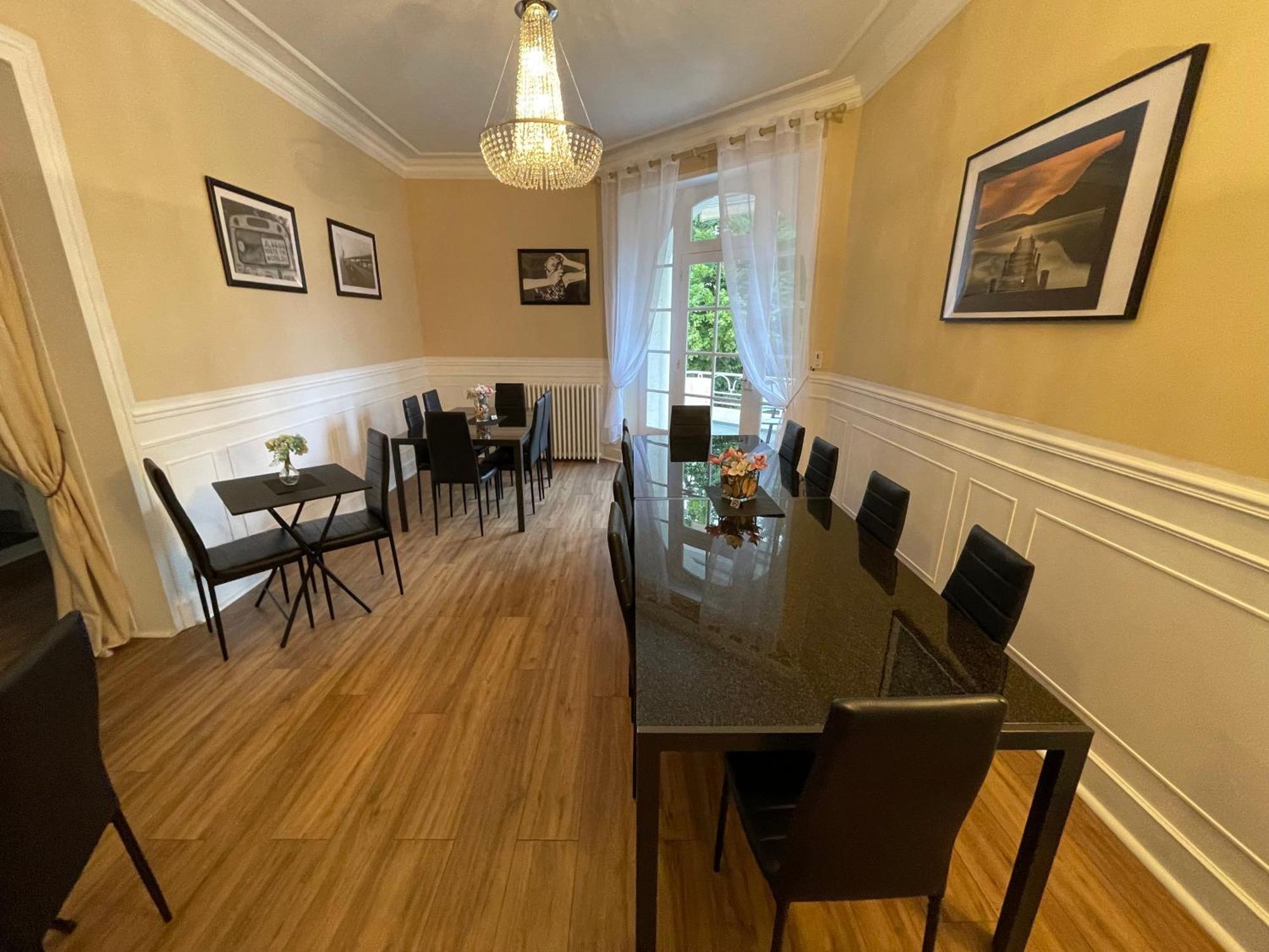 Vue Du Chateau D'Excideuil En Chambres Екстериор снимка