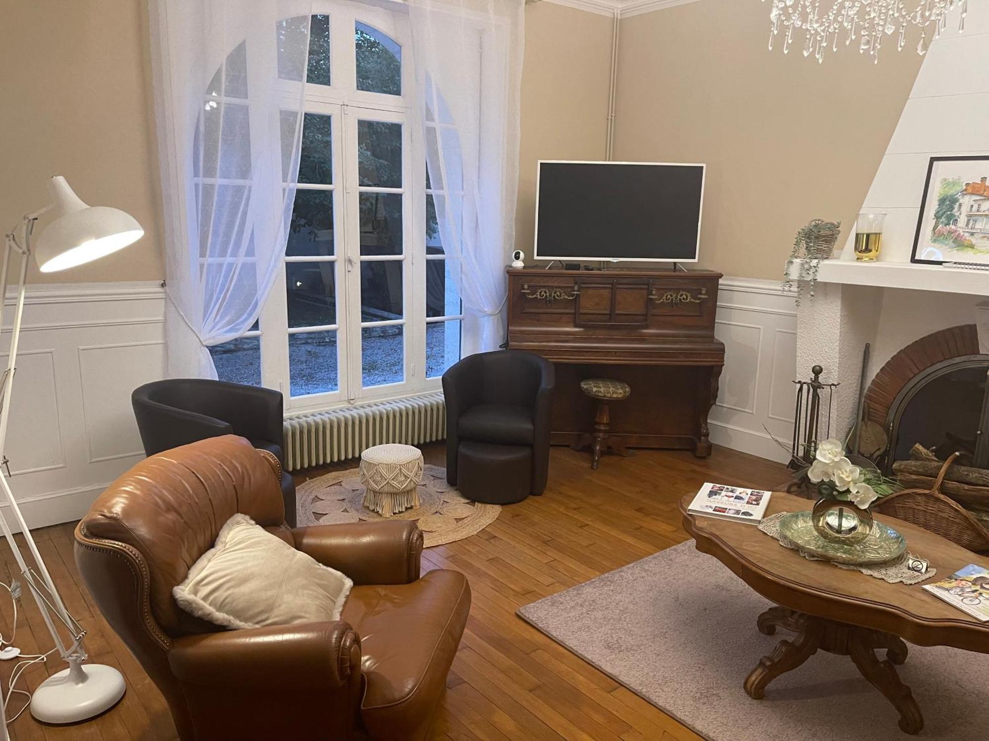 Vue Du Chateau D'Excideuil En Chambres Екстериор снимка